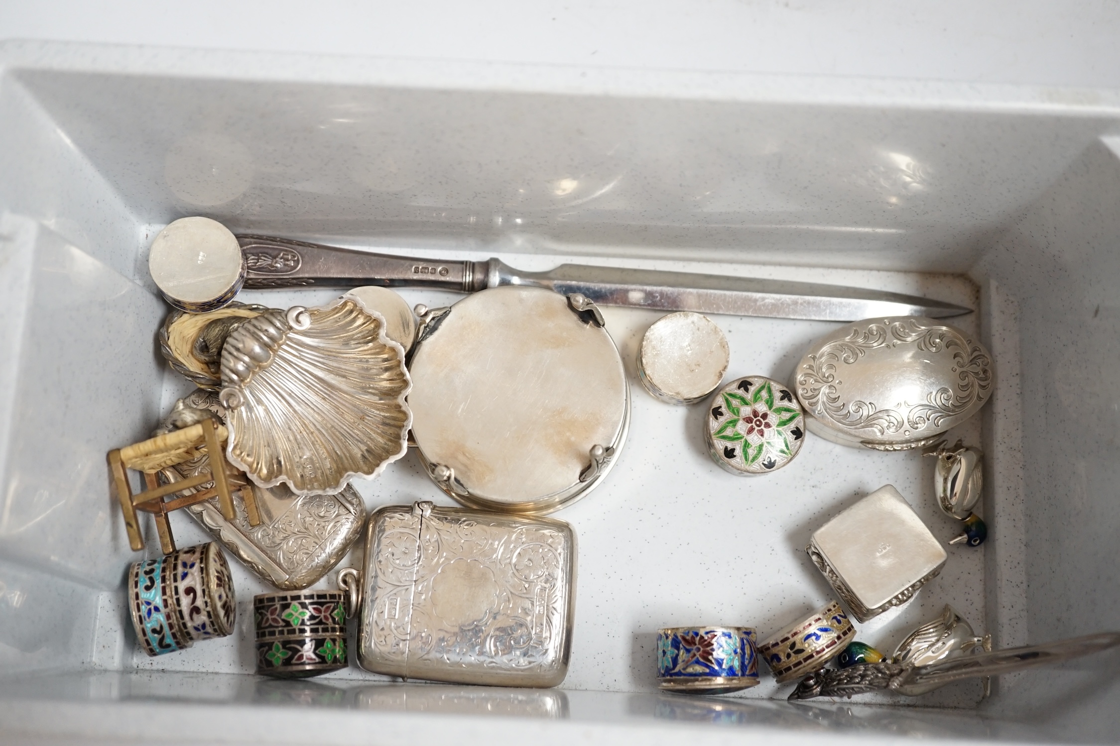 Sundry small silver and white metal including a George IV Old English pattern sifter spoon, later heart shaped five bar toast rack, seven assorted boxes, a vets case and twenty two other items.